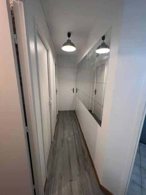 Appartement 3 Chambres Evry Plein Centre Ville エクステリア 写真