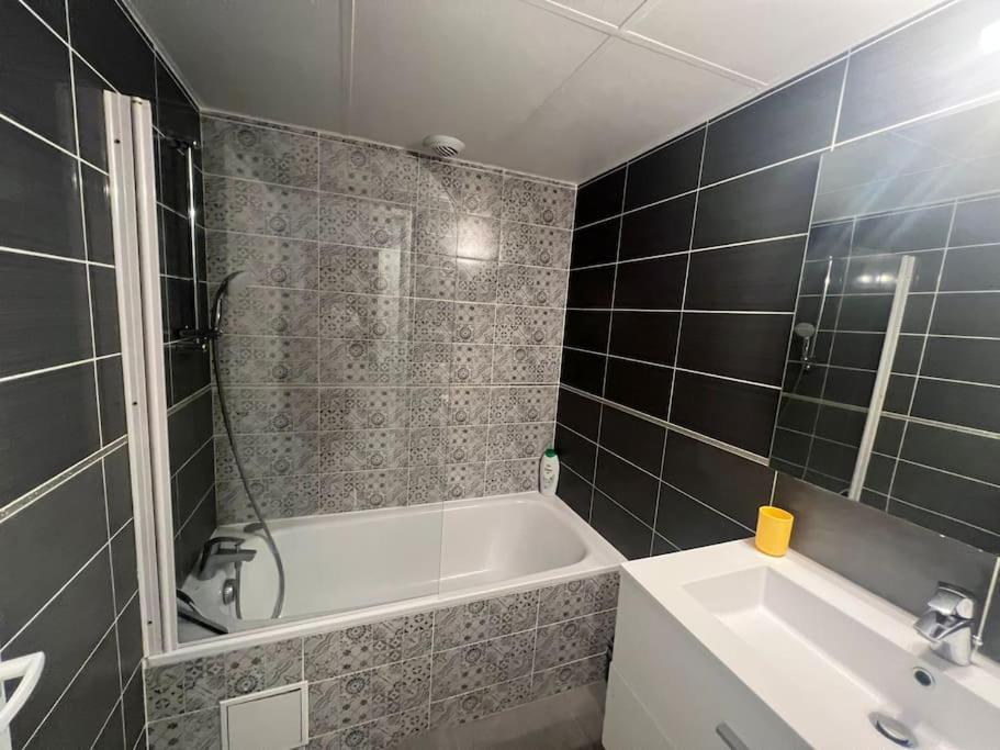 Appartement 3 Chambres Evry Plein Centre Ville エクステリア 写真